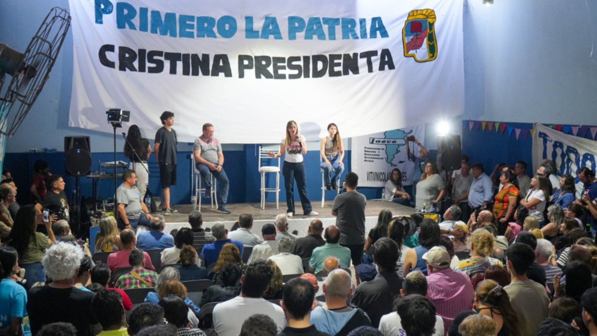 Cristina Kirchner al frente del PJ: un fuerte respaldo en Mendoza